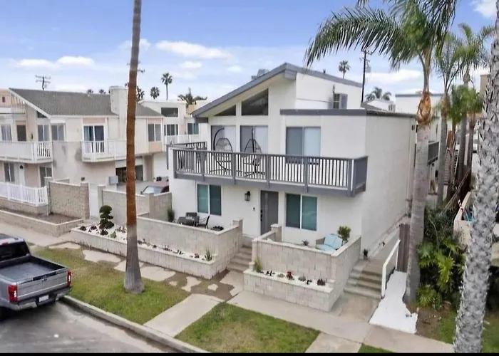 Searenity Suite- Peekaboo Ocean View 1 Min Walk To Beach